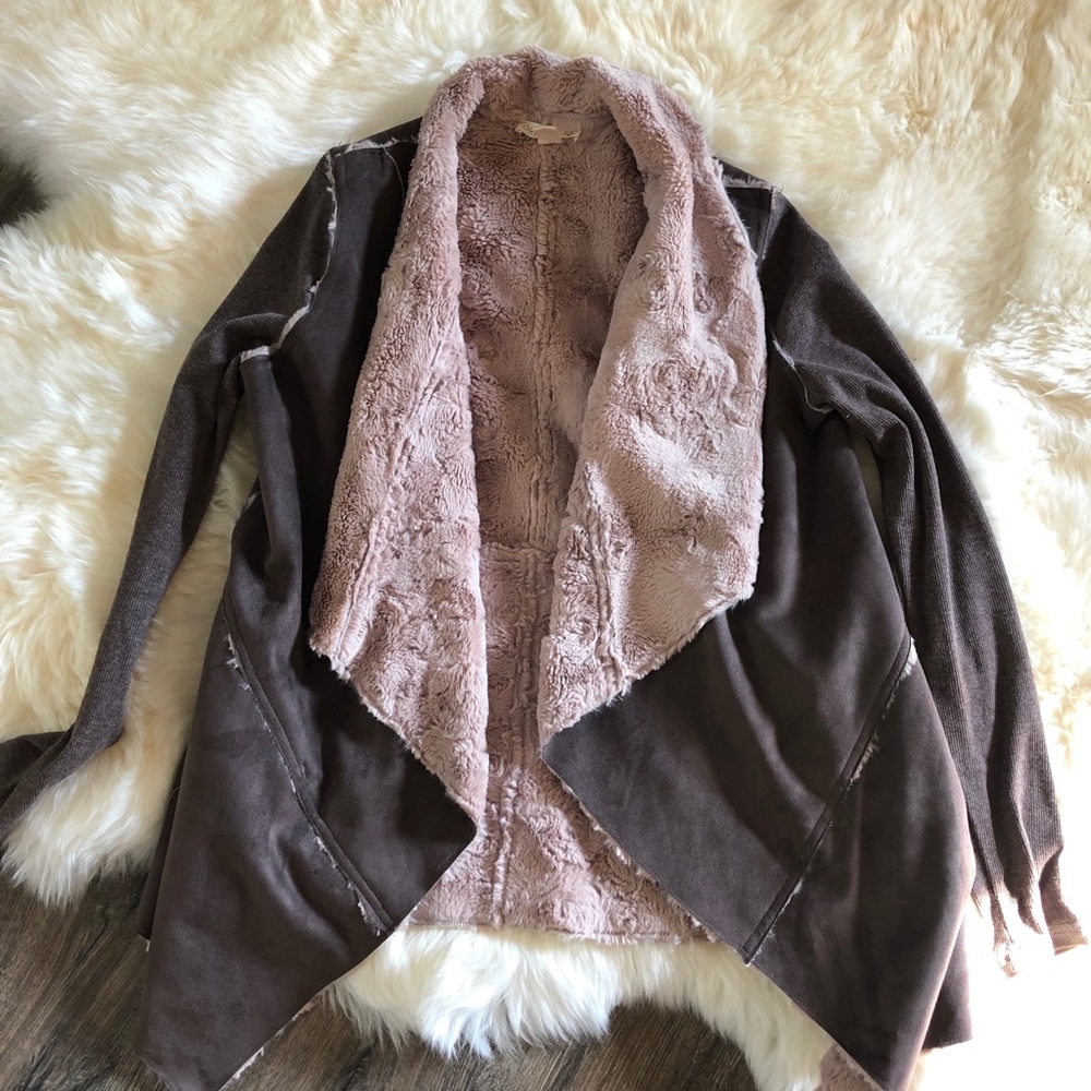 Light coat with faux fur interior